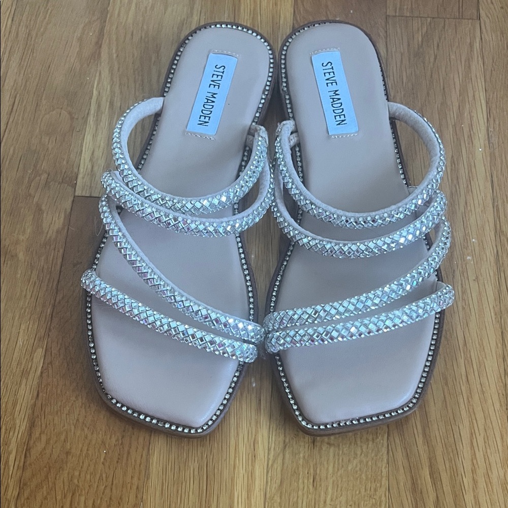 Steve Madden Glittering Silver Sandals